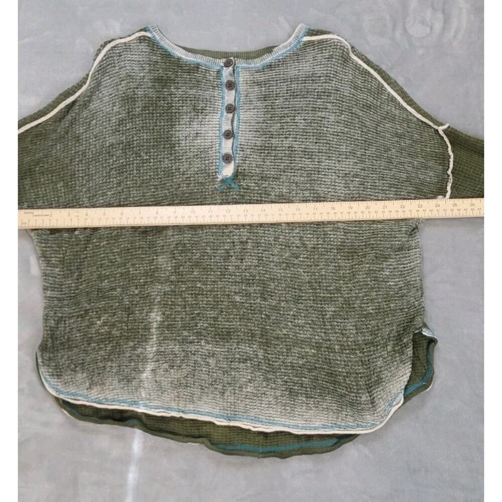 Sundance Olive Green Layered Henley Knit Top with Contrast Trim - Picture 4 of 8